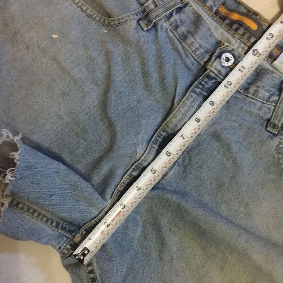 Vintage Levi’s Baggy Silver Tab HW  Booty Shorts - Picture 9 of 11